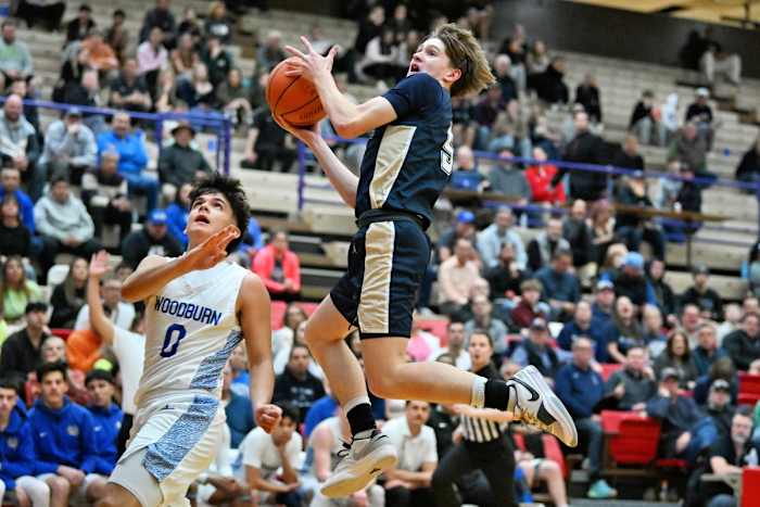a Woodburn West Albany 5A Oregon boys basketball quarterfinal 2024 Leon Neuschwander 19